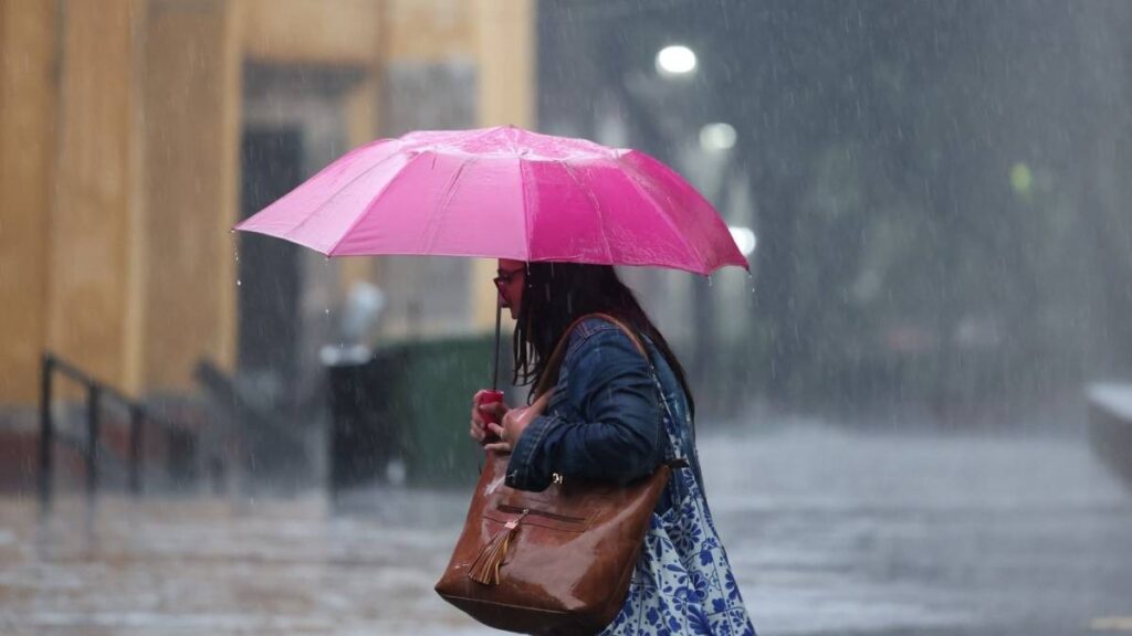 Clima en México: Lluvias intensas en gran parte del país y riesgo de torbellinos