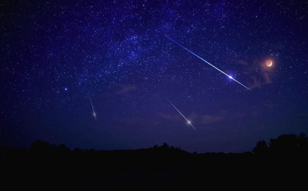Eventos astronómicos que iluminarán el cielo en junio: Lluvia de meteoros y solsticio