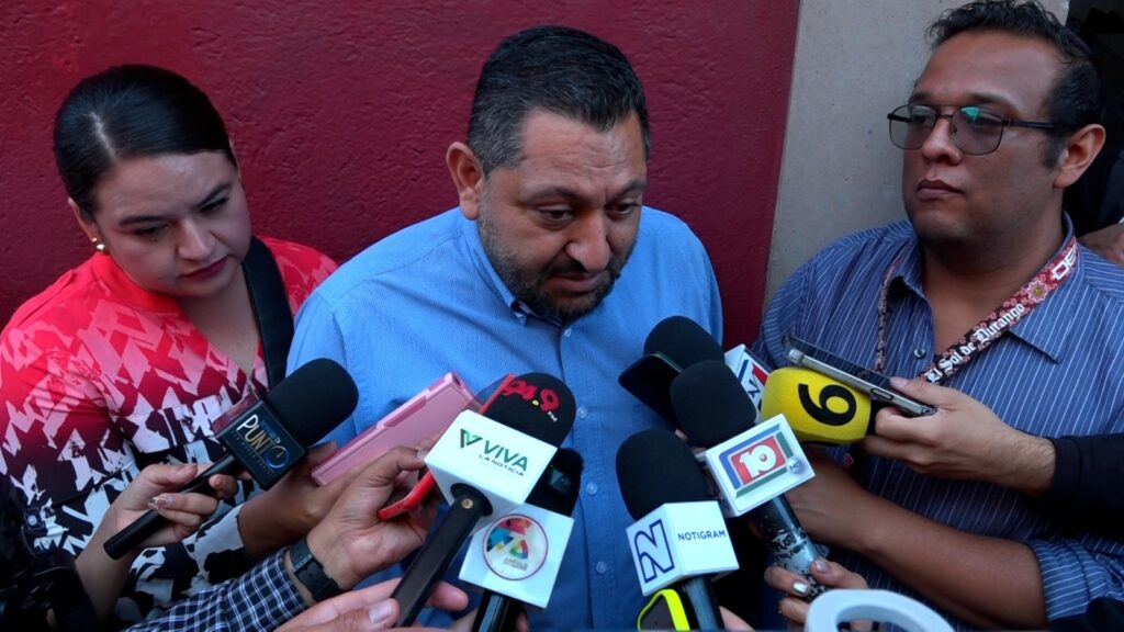 AMD anuncia obras hidráulicas y apoyo para familias por temporada de estiaje.