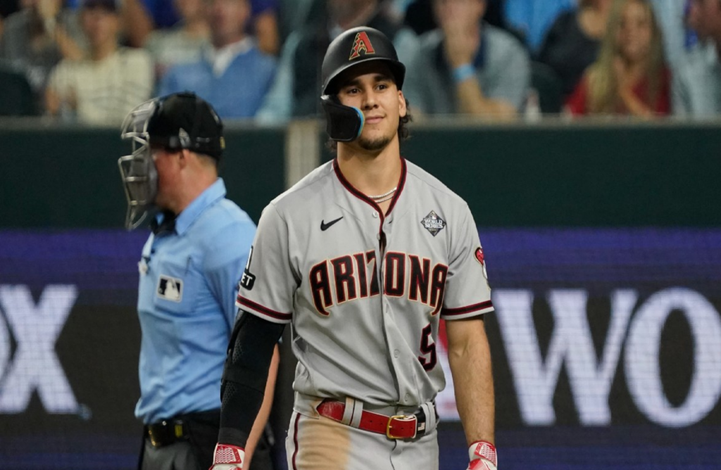 Dodgers refuerzan el jardín central con Alek Thomas