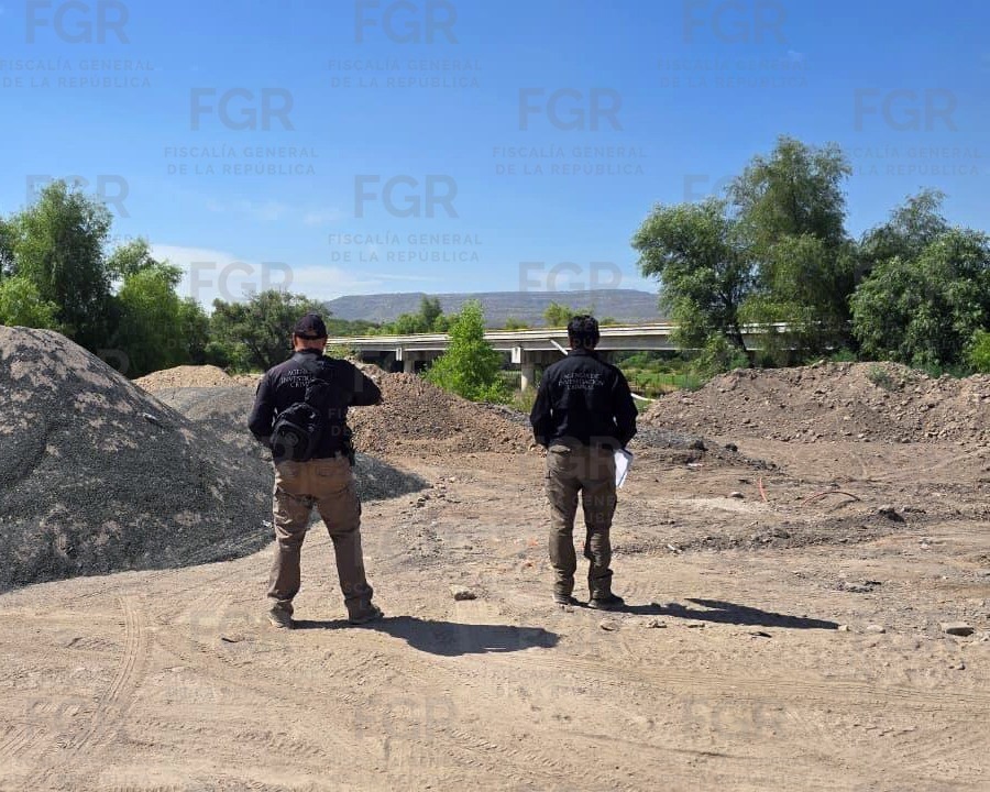 FGR ejecuta cateo y asegura material pétreo y maquinaria en Durango