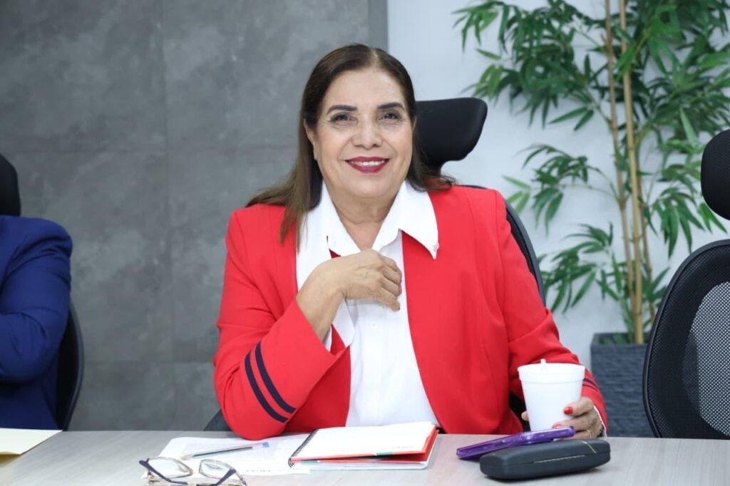 Reconoce Ana María Durón éxito del “Reciclatón” en Durango
