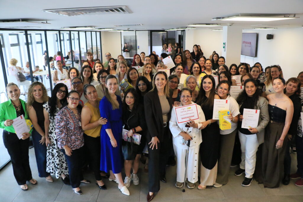 Más de 100 mujeres concluyen programa de emprendimiento impulsado por SISEMH y Mercado Libre