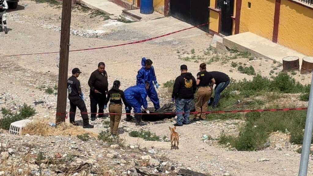 Dejan cadáver en alcantarilla de Ciudad Juárez; lo hallan envuelto en cobija