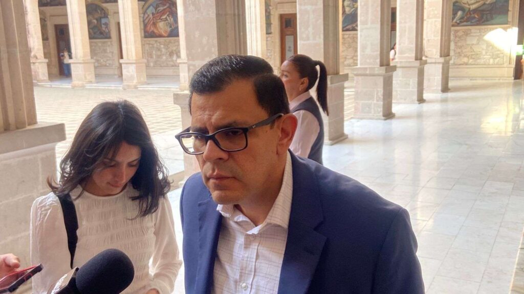 Ataque armado en Guadalupe y Calvo deja un lesionado durante traslado de desplazados