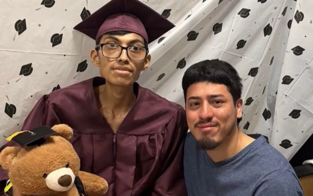 CCH UJED lamenta el fallecimiento de Kevin González, estudiante que luchó contra el cáncer