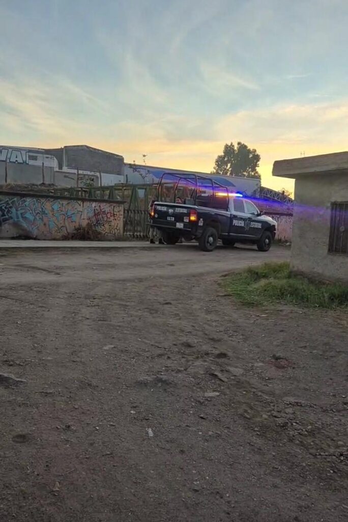 Identifican al varón hallado sin vida en el barandal del puente