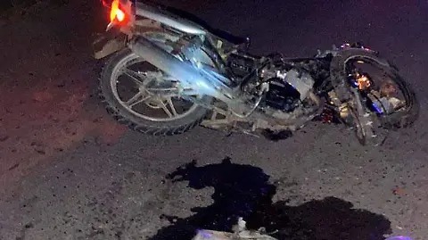 Motociclista paró en el hospital con heridas graves tras accidentarse