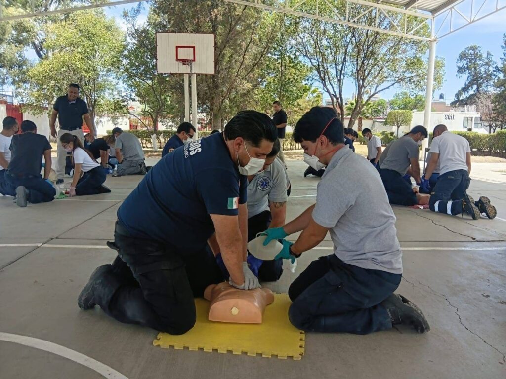 Refuerzan capacitación de cuerpos de auxilio en la región con entrenamiento intensivo
