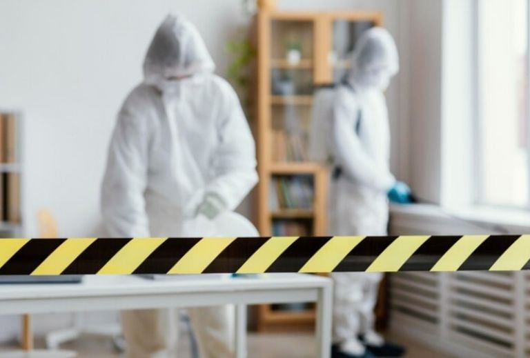 Mujer ataca a su esposo por presunta infidelidad y después mata a sus hijos