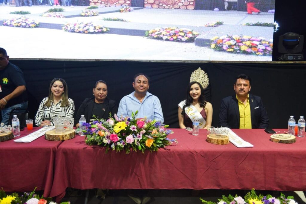 Coronan reina de la Feria 2026