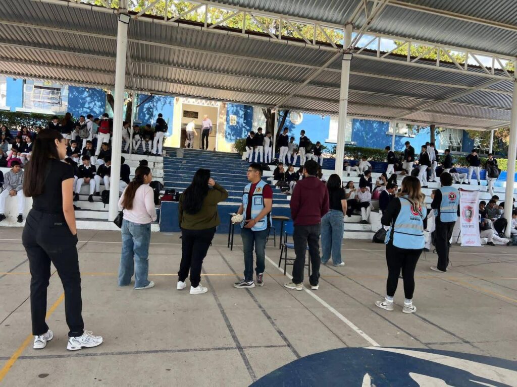 ¡En acción! Red de Salud Mental fortalece atención preventiva en jóvenes de secundaria