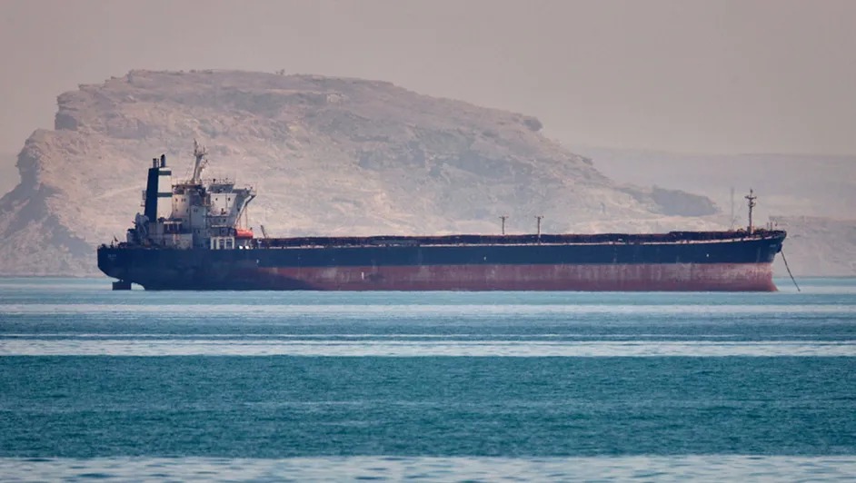 EU ataca petroleros iraníes pese a supuesto alto al fuego en Ormuz