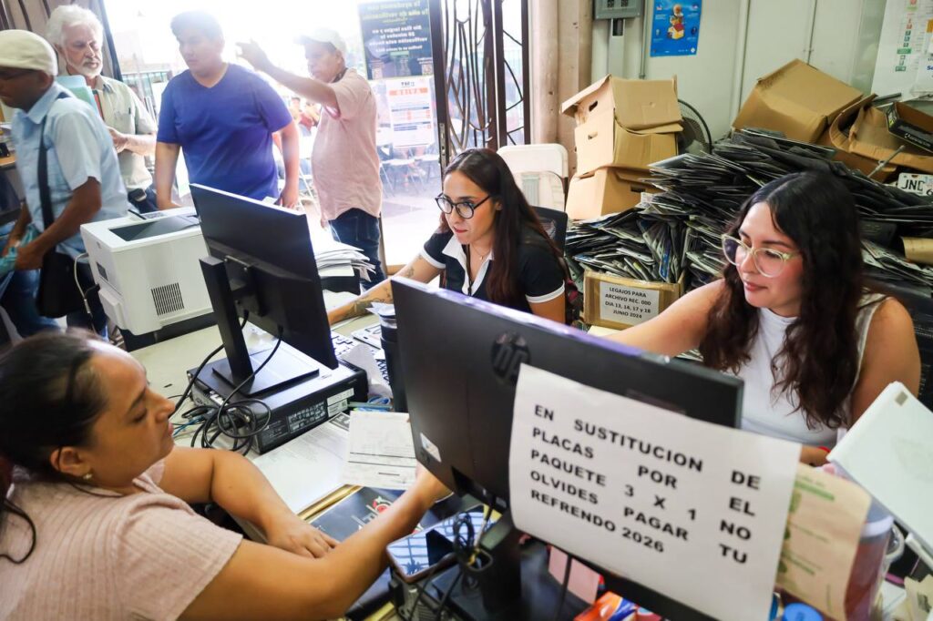 Jalisco concluye programa de sustitución gratuita de placas con avance histórico del 93 por ciento