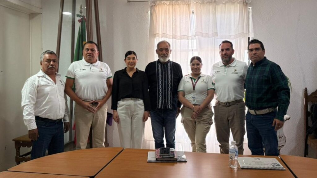 Fortalecen coordinación en temas migratorios; beneficio para paisanos de Poanas