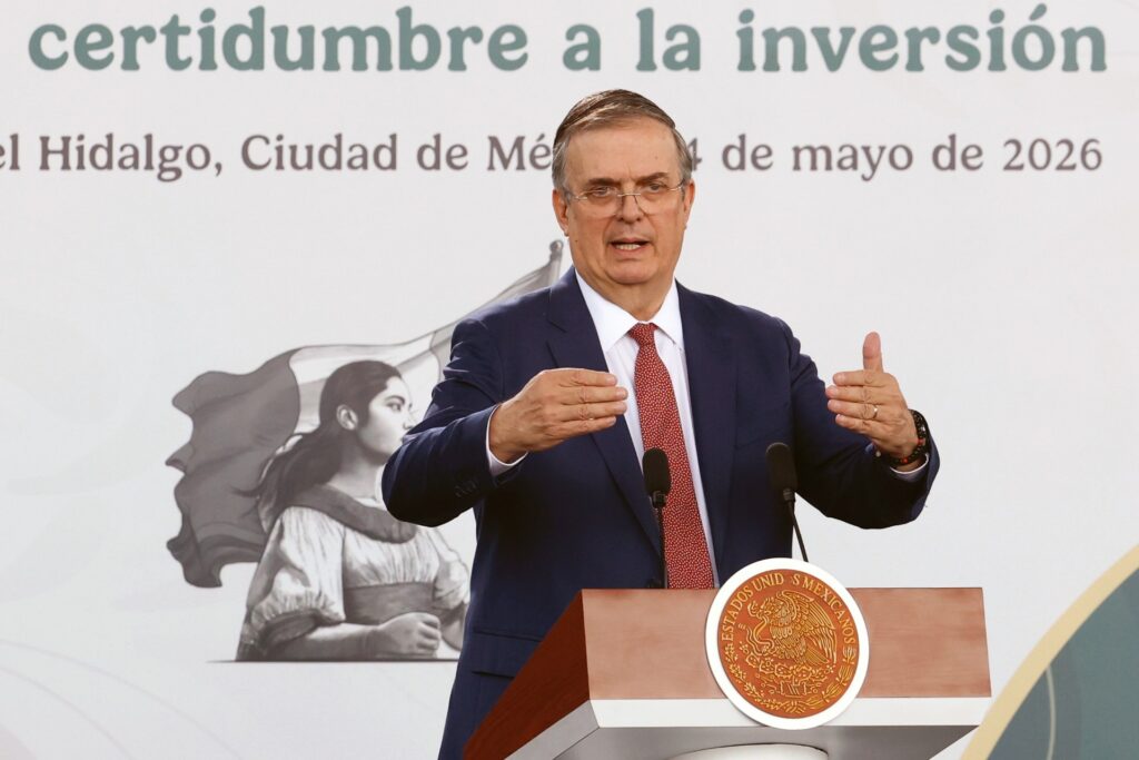 Marcelo Ebrard lidera misión comercial en Canadá en medio de revisión del T-MEC