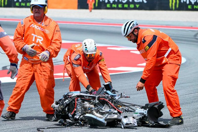 Álex Márquez sufre fracturas tras fuerte accidente en el MotoGP de Cataluña