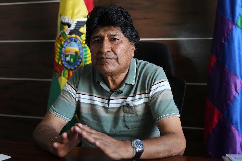 Declaran en rebeldía a Evo Morales tras ausentarse de su juicio y ordenan su captura