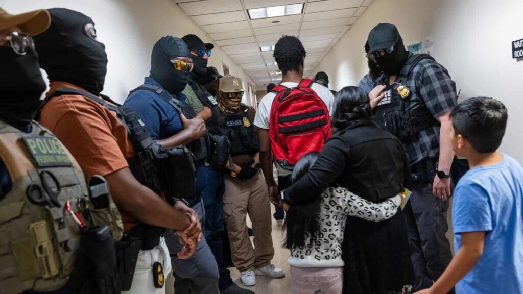 Más de 145 mil niños en EU han sufrido la detención de sus padres