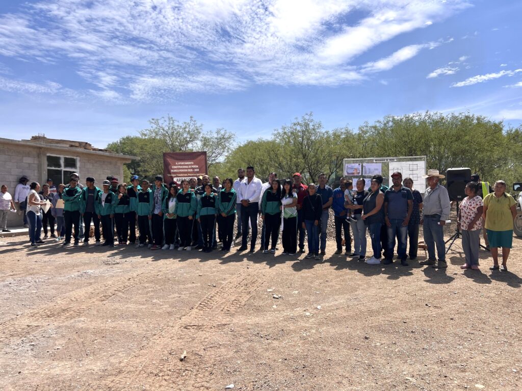 Inician construcción de baños en Telebachillerato de Las Cruces, en Peñón Blanco