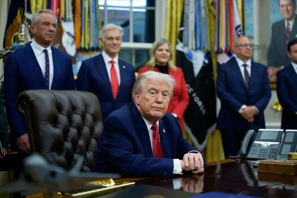 Trump amplía sanciones contra Cuba con nuevo decreto