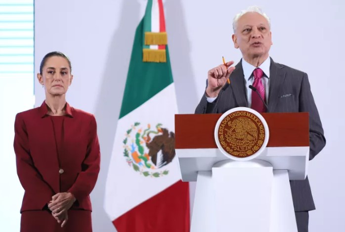 Sheinbaum respalda gestión de Víctor Rodríguez en Pemex