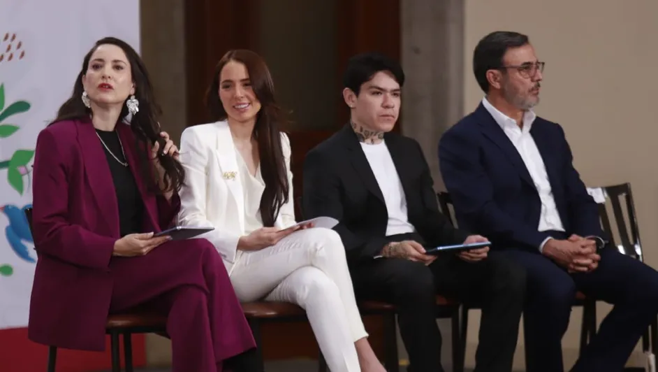 Majo Aguilar y Junior H presentan la segunda edición de México Canta junto a Sheinbaum