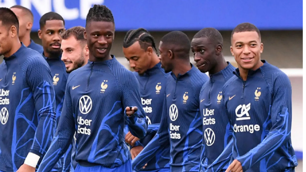 Francia presenta su convocatoria con Mbappé como figura