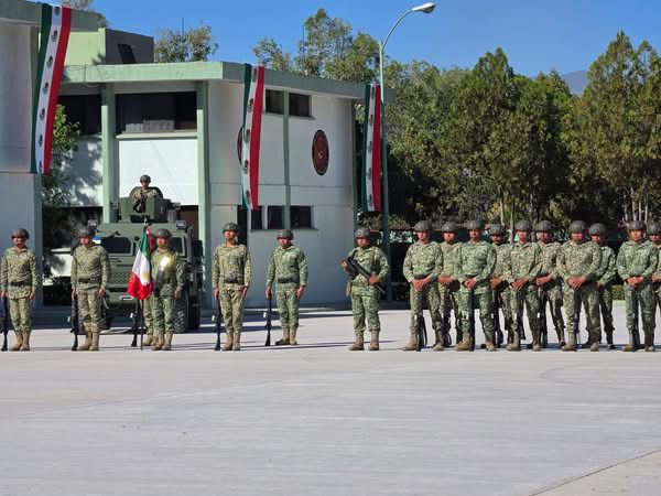 ¡Jóvenes que cumplen! Entregan constancias del Servicio Militar Nacional de la clase 2007