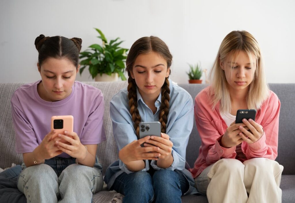 Meta detectará la edad de usuarios analizando sus huesos