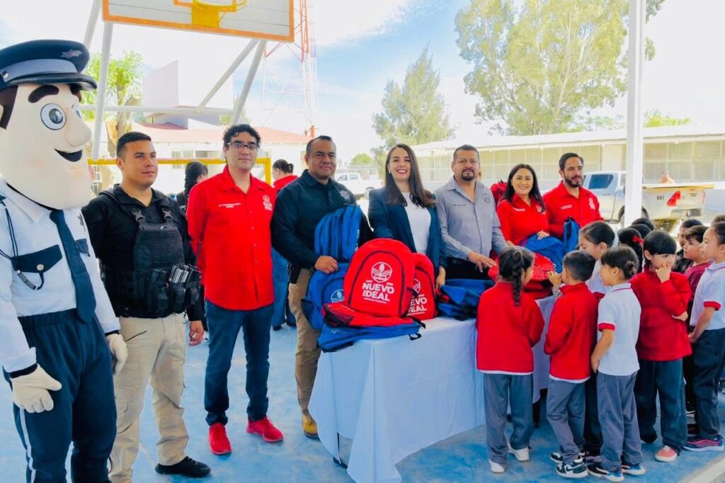 ¡Llegaron las mochilas! Alegría en la niñez de Nuevo Ideal, apoyo a familias