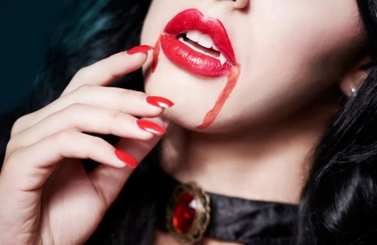 Vampiros energéticos: entre la percepción espiritual y el desgaste emocional