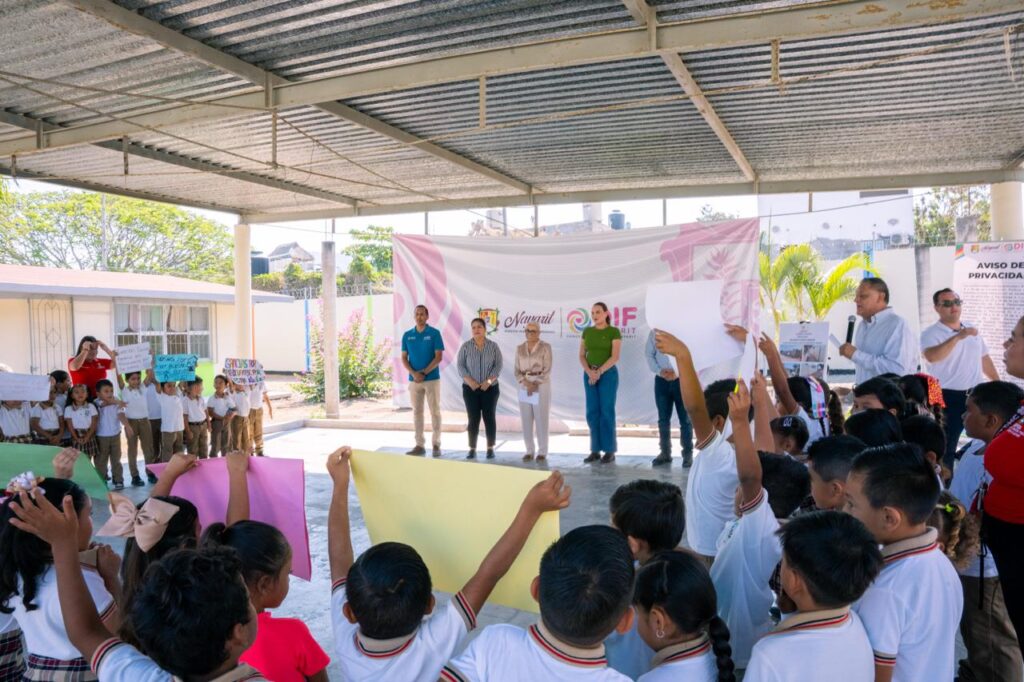 Beatriz Estrada promueve espacios dignos y seguros para niñas y niños de Bahía de Banderas