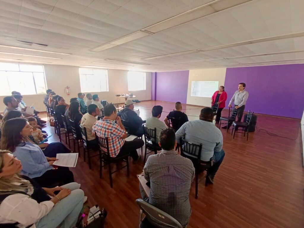 Gobierno de Parral fortalece el desarrollo urbano con sesión informativa sobre nuevos Lineamientos de Construcción