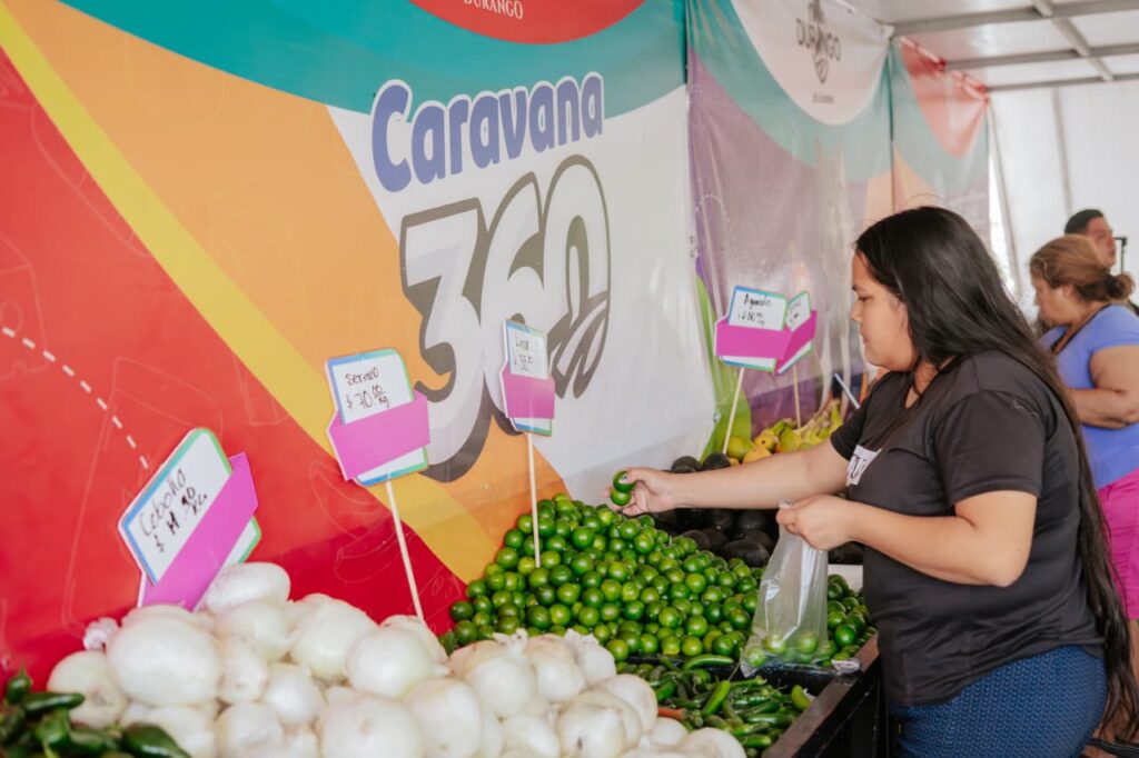 Llevan con “Caravanas 360” soluciones directas a las familias duranguense