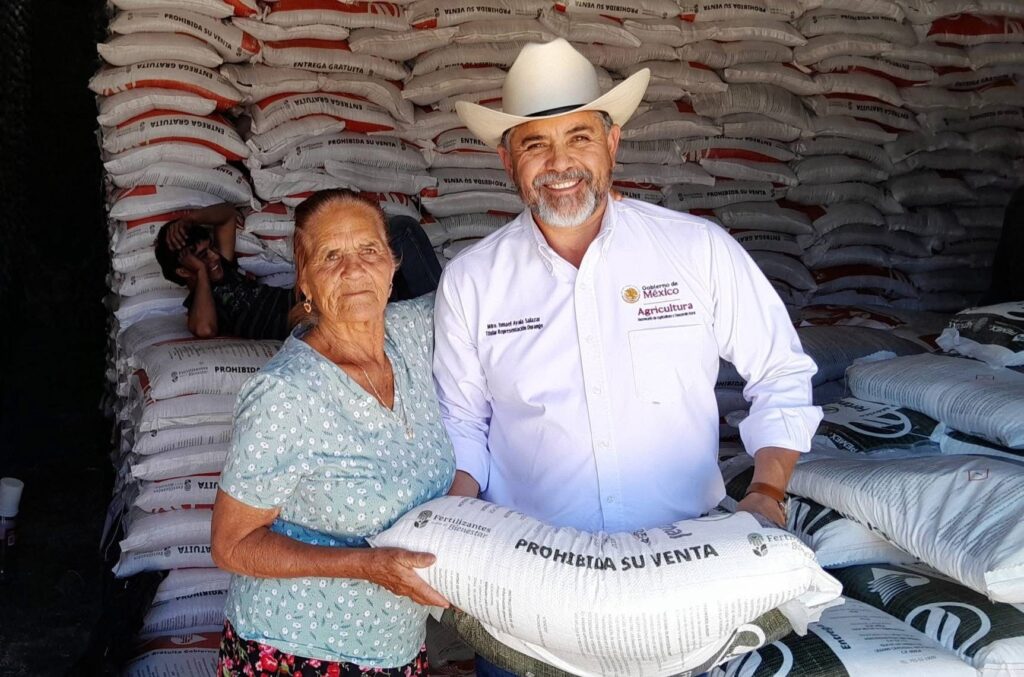 Arranca entrega gratuita de fertilizante para productores de Durango