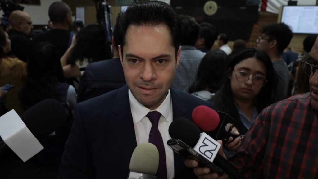 “No a intervención de EU, pero México debe actuar por Rocha”: Alejandro Mojica