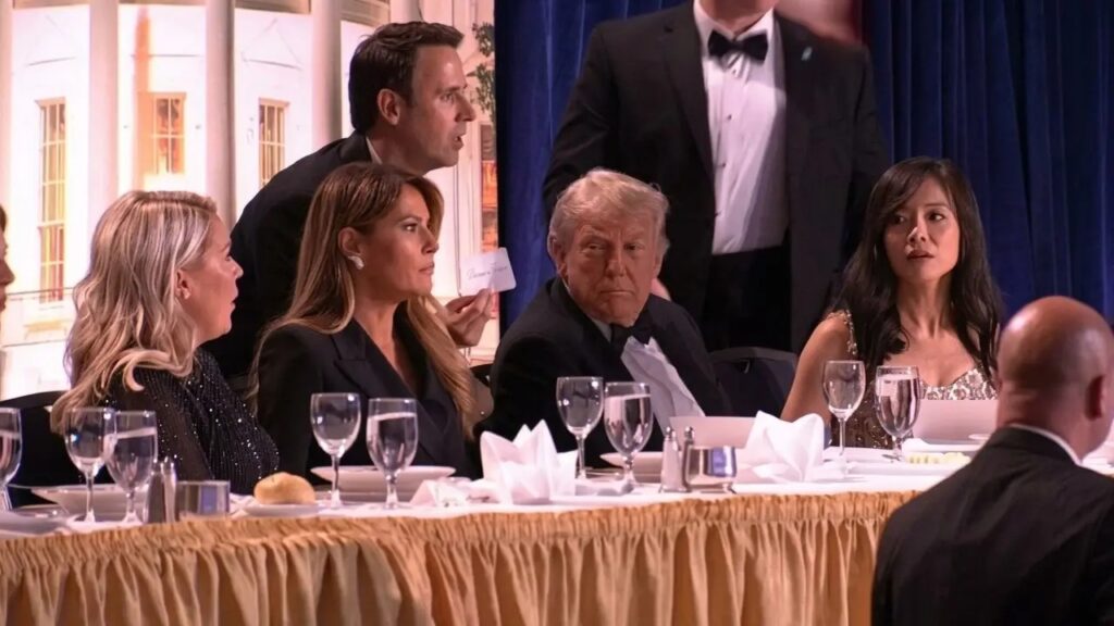 Uno de cada cuatro estadounidenses cree que atentado contra Trump fue un montaje