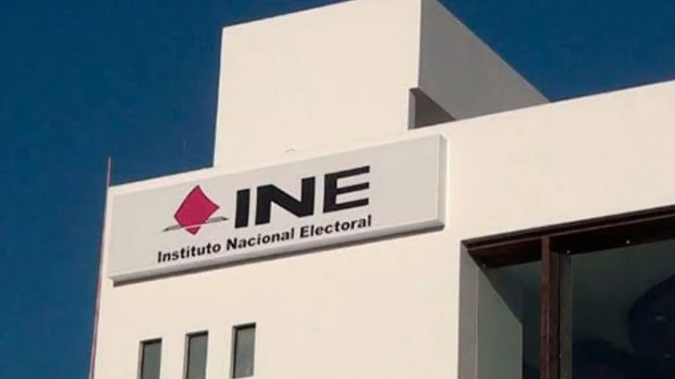 INE reporta fallas de Ceneval en examen del SPEN