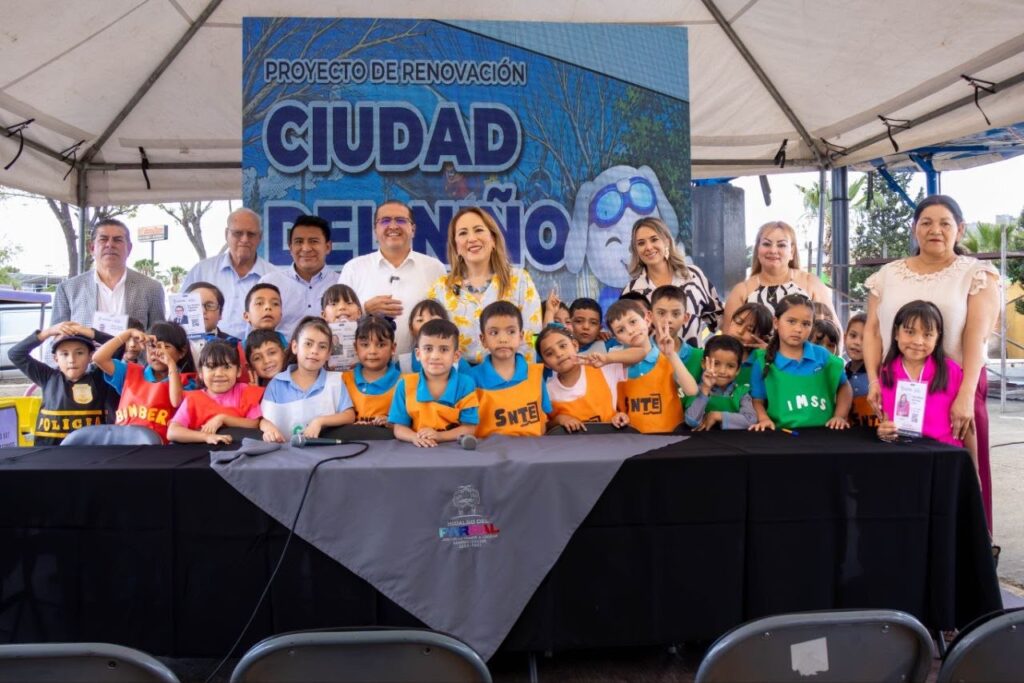 Presentan alcalde Salvador Calderón y Nora Carrillo proyecto de renovación de la Ciudad del Niño