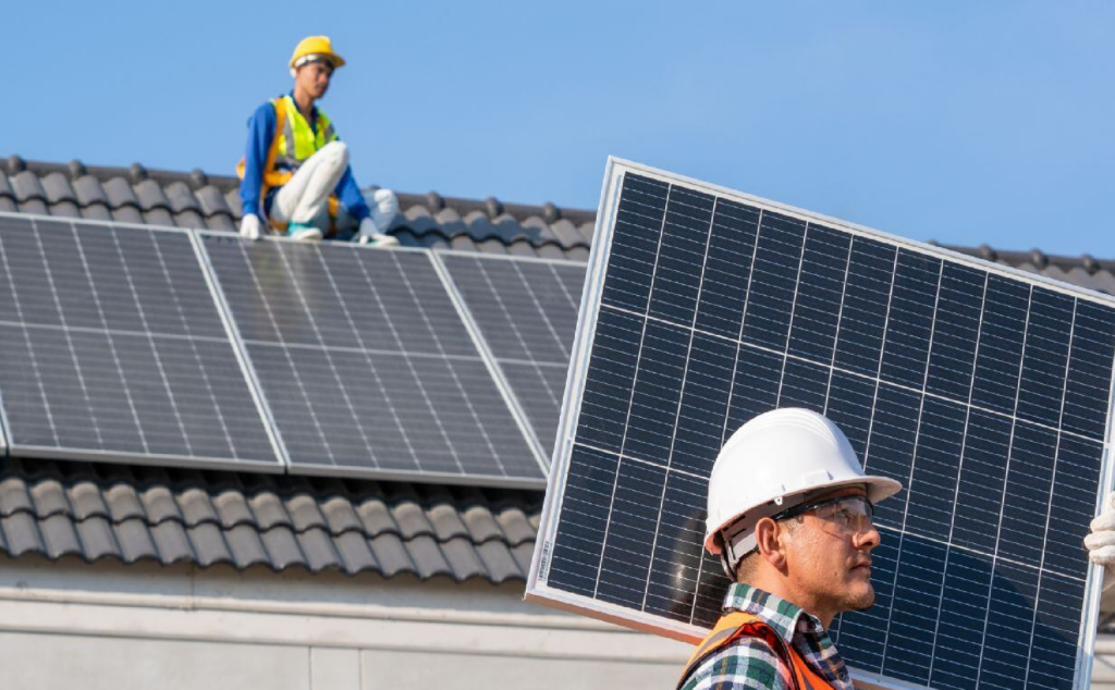 Paneles solares gratis: estos son los requisitos para acceder al programa de la CFE