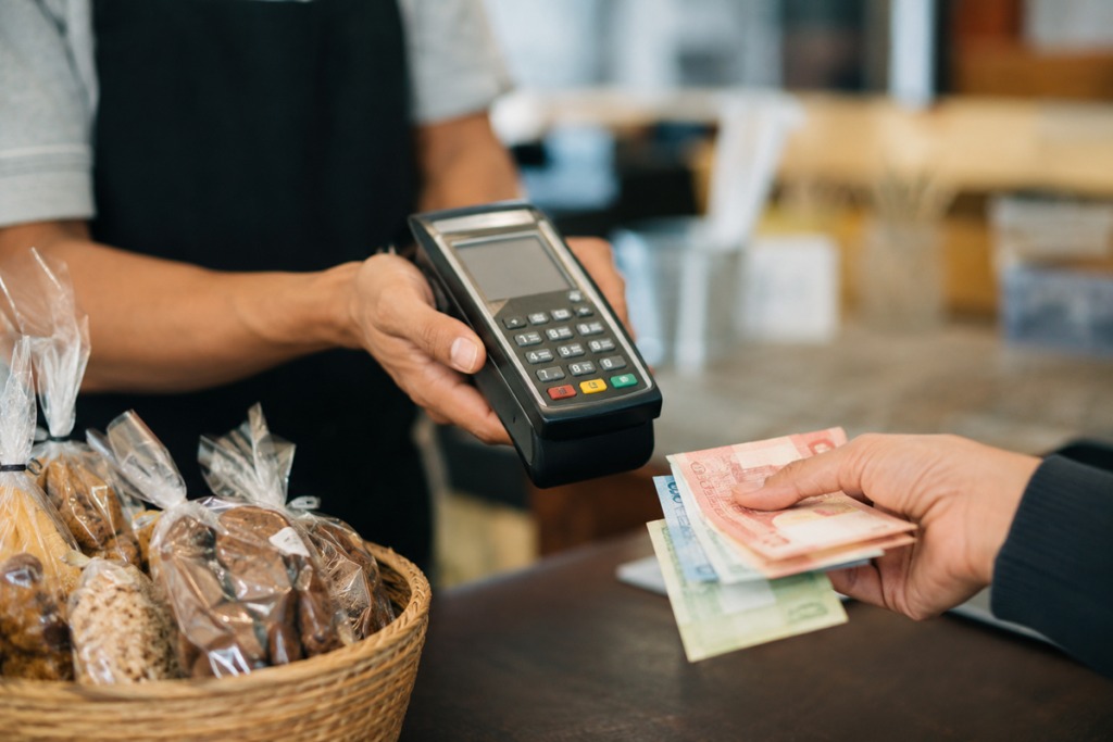 México sigue rezagado en pagos digitales: 8 de cada 10 compras aún se hacen en efectivo