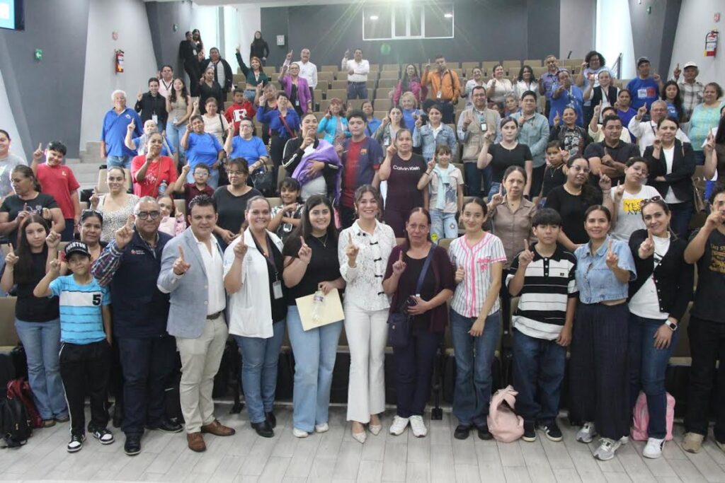 Mónica Magaña supervisa atención regional a niñas y jóvenes con diabetes tipo 1 en Jalisco
