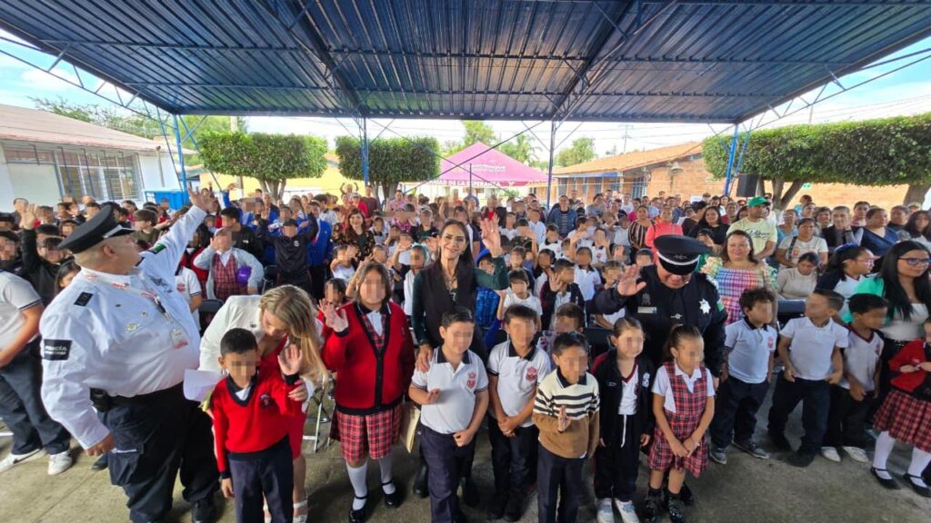 Se gradúan 500 niñas y niños de Tlaquepaque del programa DARE para la prevención de adicciones
