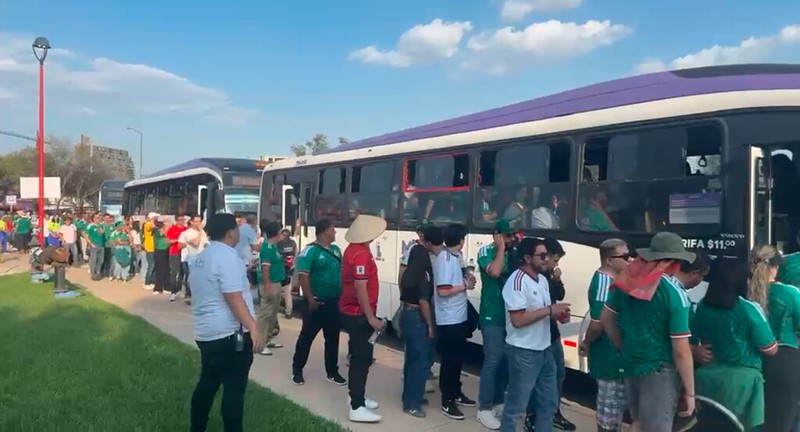 Transporte público movilizó a más de 28 mil aficionados durante el primer partido del Mundial en Guadalajara