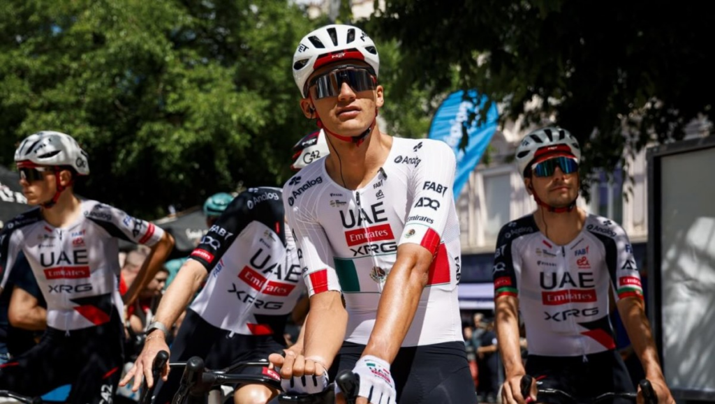 El mexicano Isaac del Toro se impone en el Grand Colombier y brilla en Francia