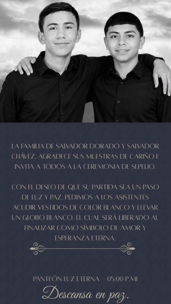 De blanco y llevar globos blancos a funeral de jovenes accidentados