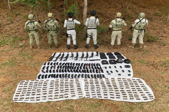 Ejército Mexicano y Guardia Nacional aseguran armamento en el municipio de San Dimas, Durango