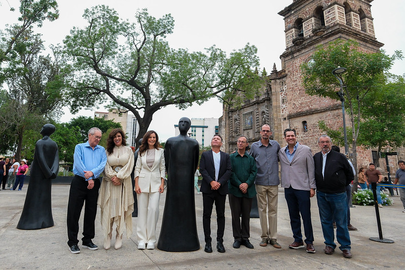 Guadalajara suma nuevo patrimonio artístico con la instalación de “Los Contemplarios”