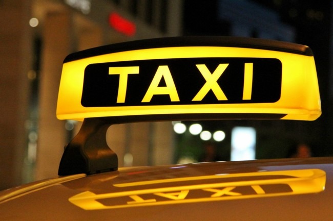 Taxista secuestra a niña de 10 años mientras dormía y horas después es localizada muerta
